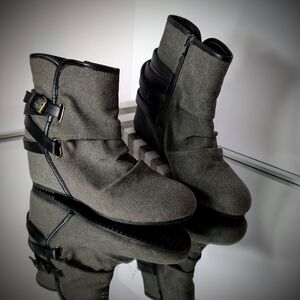 Mudd Gray Ankle Boots with Slouchy Design and Buckle Detail